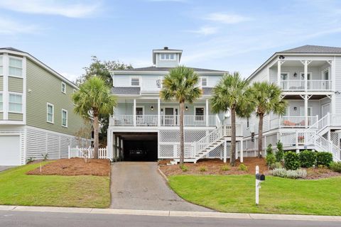Photo of 40 Pelican Reach, Isle of Palms, SC 29451 (MLS # 25027401)