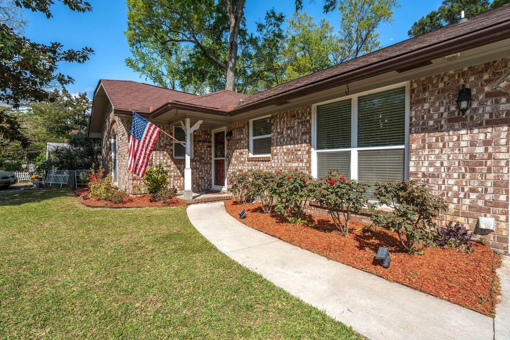 Photo of 742 Olney Road, Charleston, SC 29414 (MLS # 26008783)
