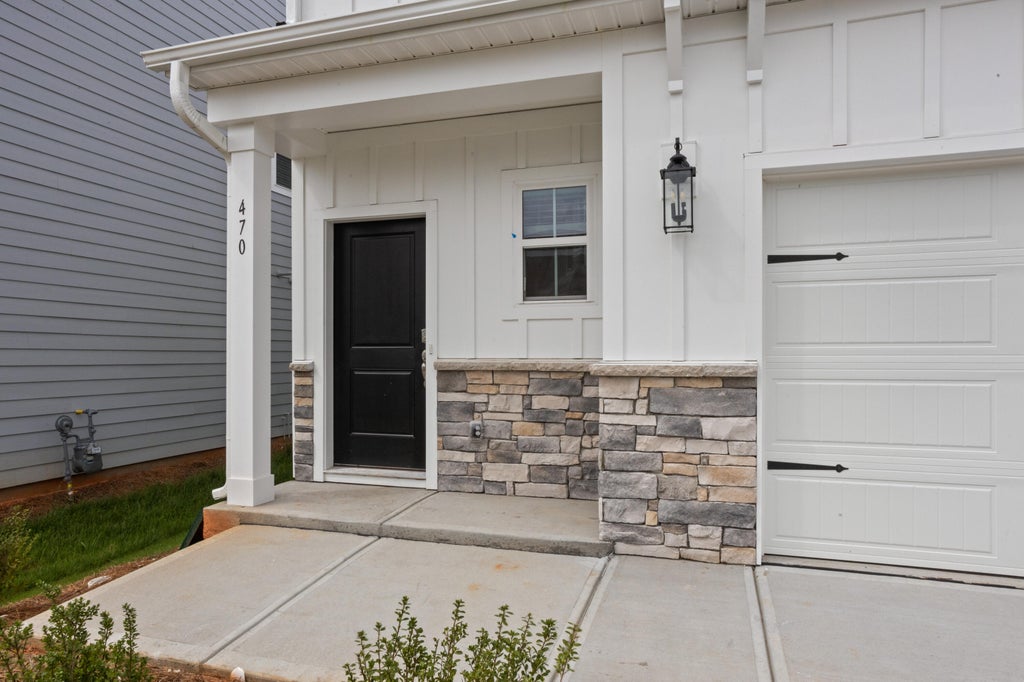 Photo of 470 Sweetbay Drive, Seneca, SC 29678 (MLS # 26019830)