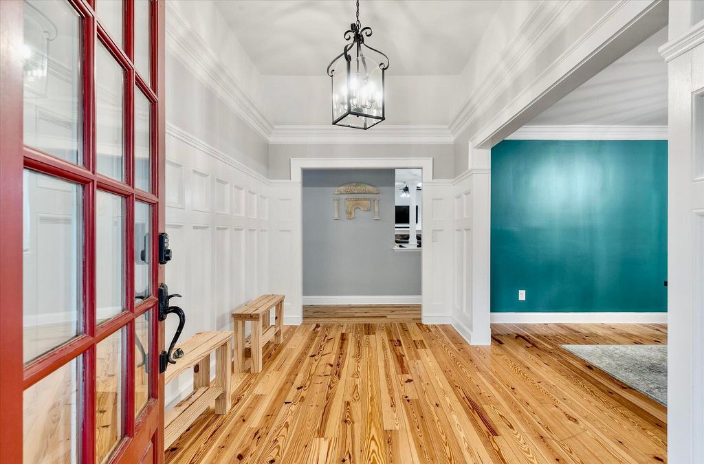 Photo of 100 Fairway Drive, Summerville, SC 29483 (MLS # 25033055)