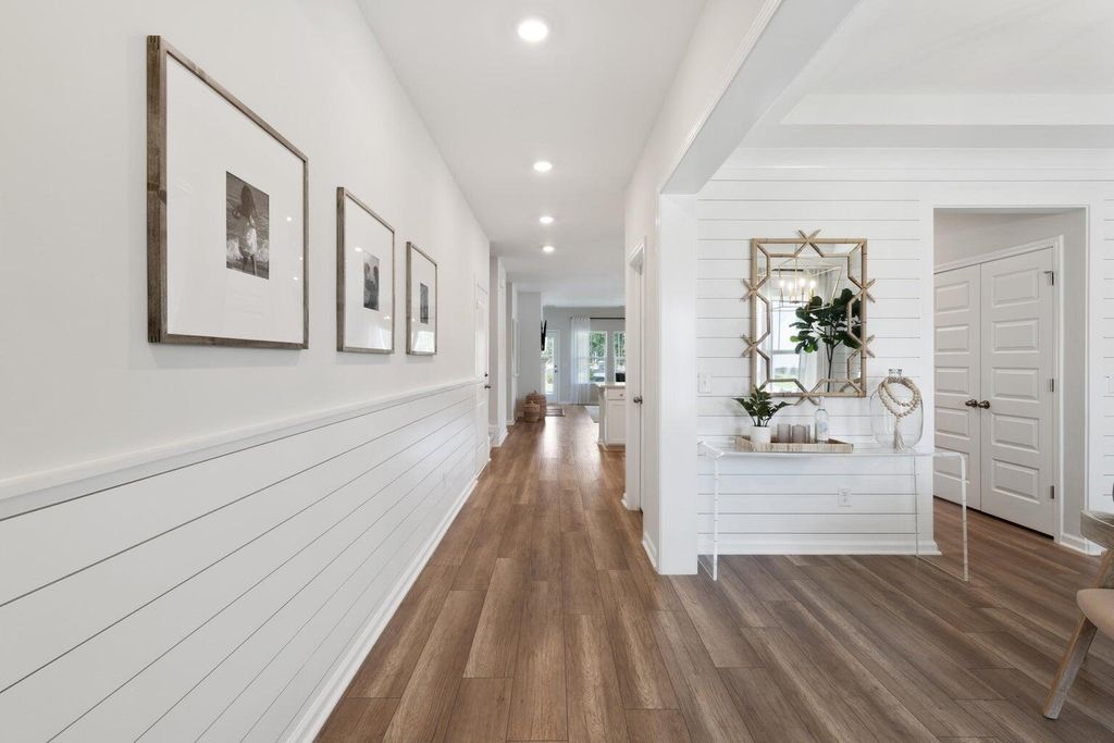 Photo of 152 Beamon Loop, Summerville, SC 29486 (MLS # 26014597)