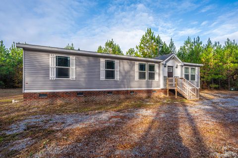 A home in Cottageville