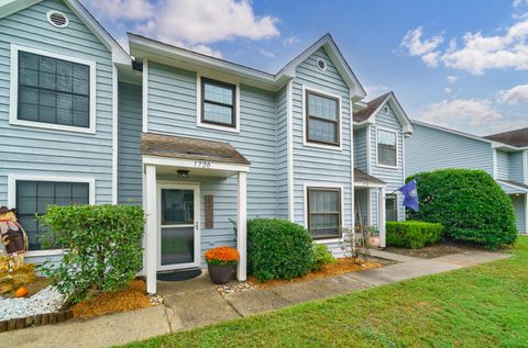 Photo of 1720 Deer Path Drive, Mount Pleasant, SC 29464 (MLS # 25027634)
