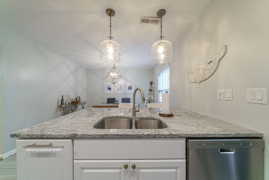 Photo of 1720 Deer Path Drive, Mount Pleasant, SC 29464 (MLS # 25027634)