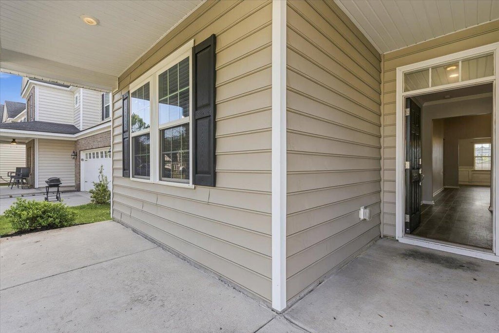Photo of 700 Redbud Lane, Summerville, SC 29486 (MLS # 26029427)