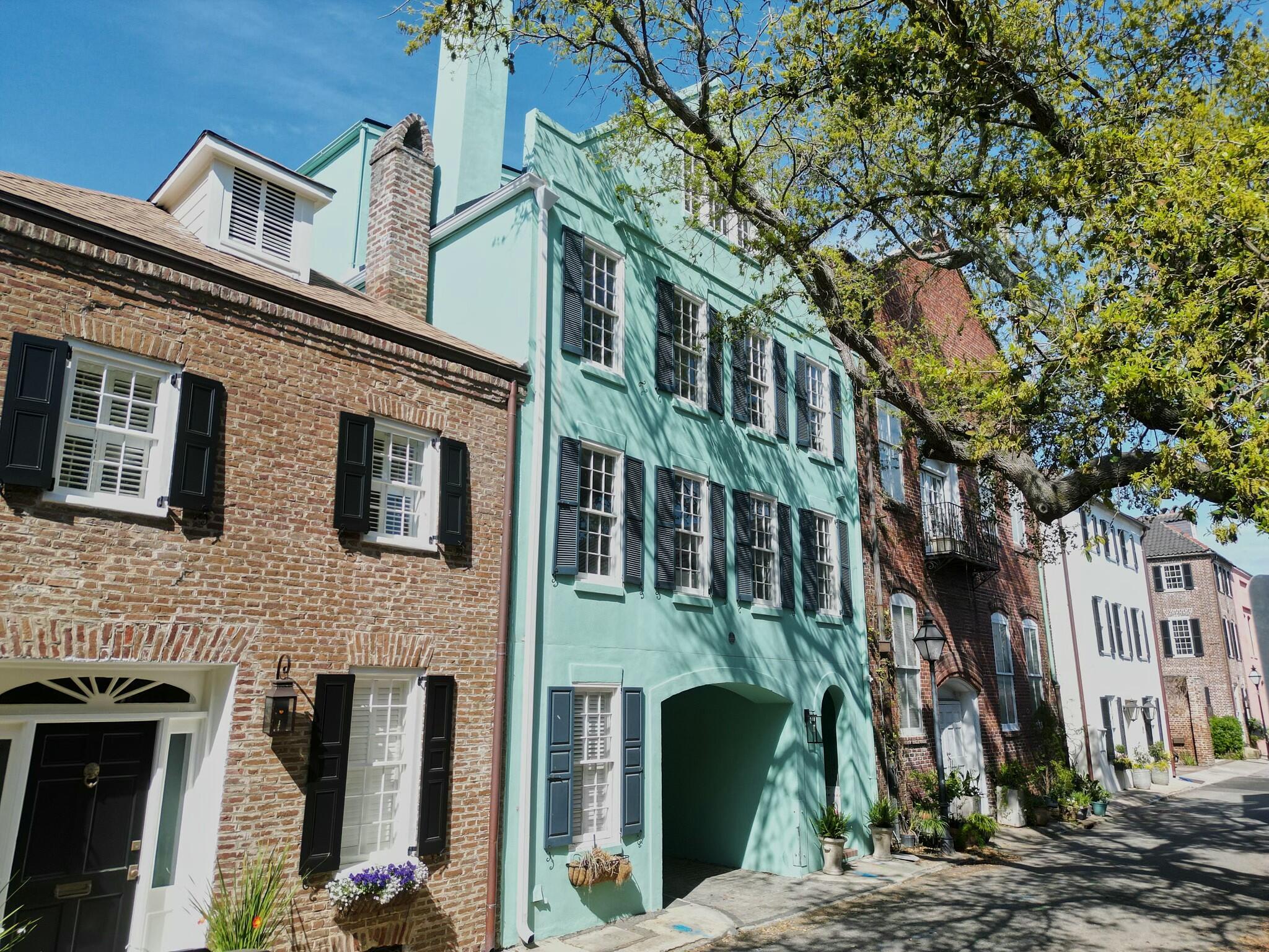 12 Elliott Street A