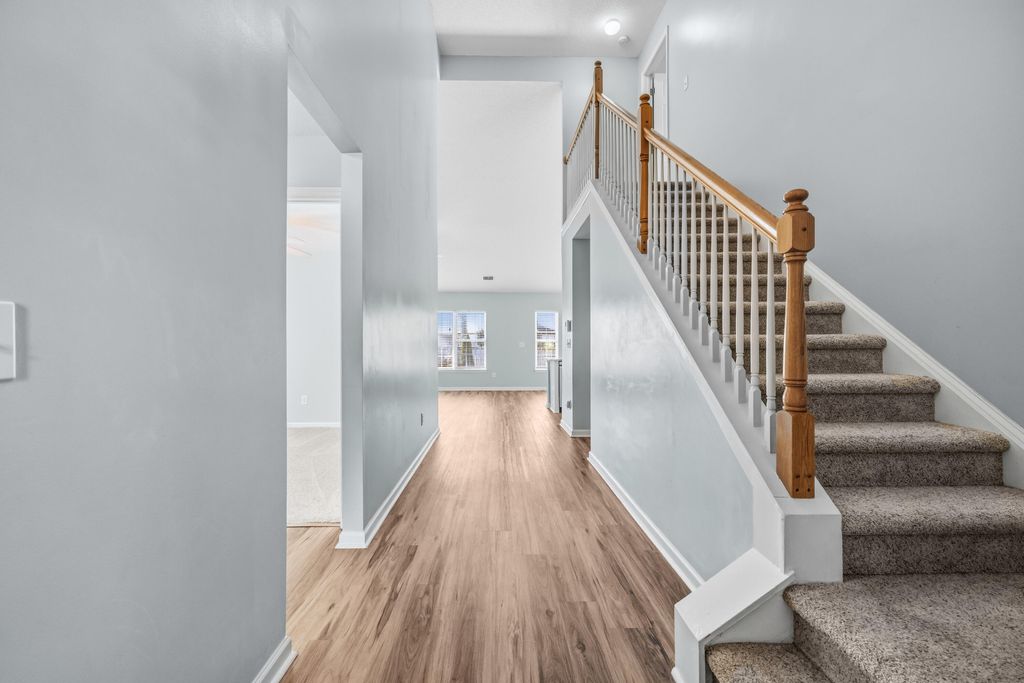 Photo of 104 Oakbluff Road, Summerville, SC 29485 (MLS # 26007037)