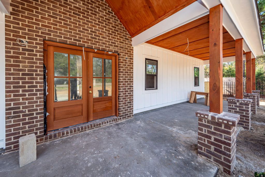 Photo of 905 Wildgame Road, Summerville, SC 29483 (MLS # 26006139)