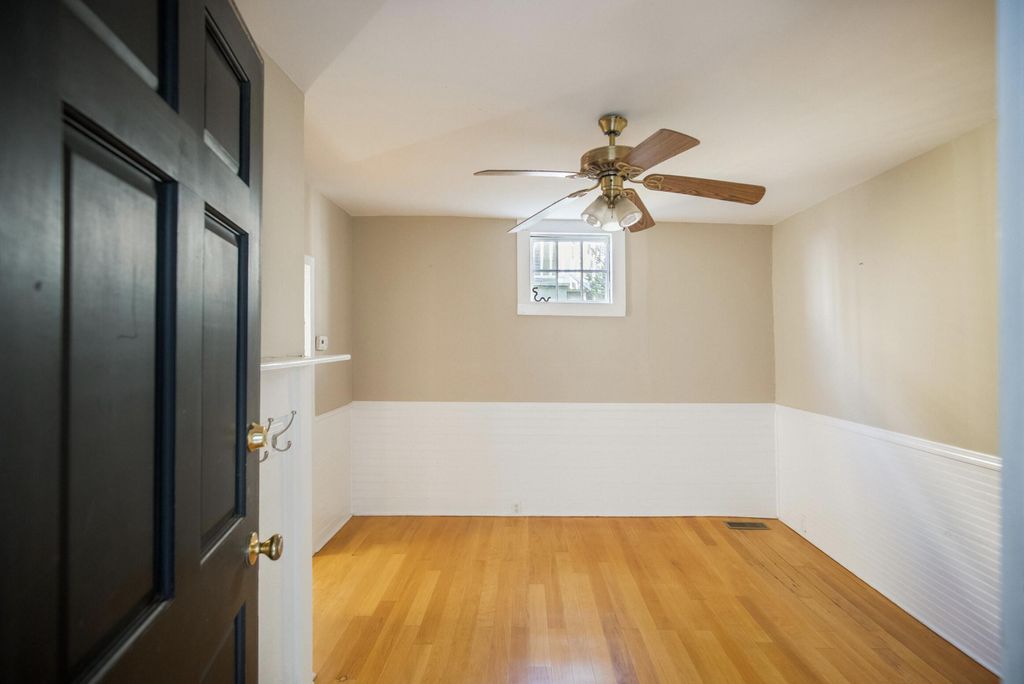 Photo of 15 Rose Lane, Charleston, SC 29403 (MLS # 25033171)