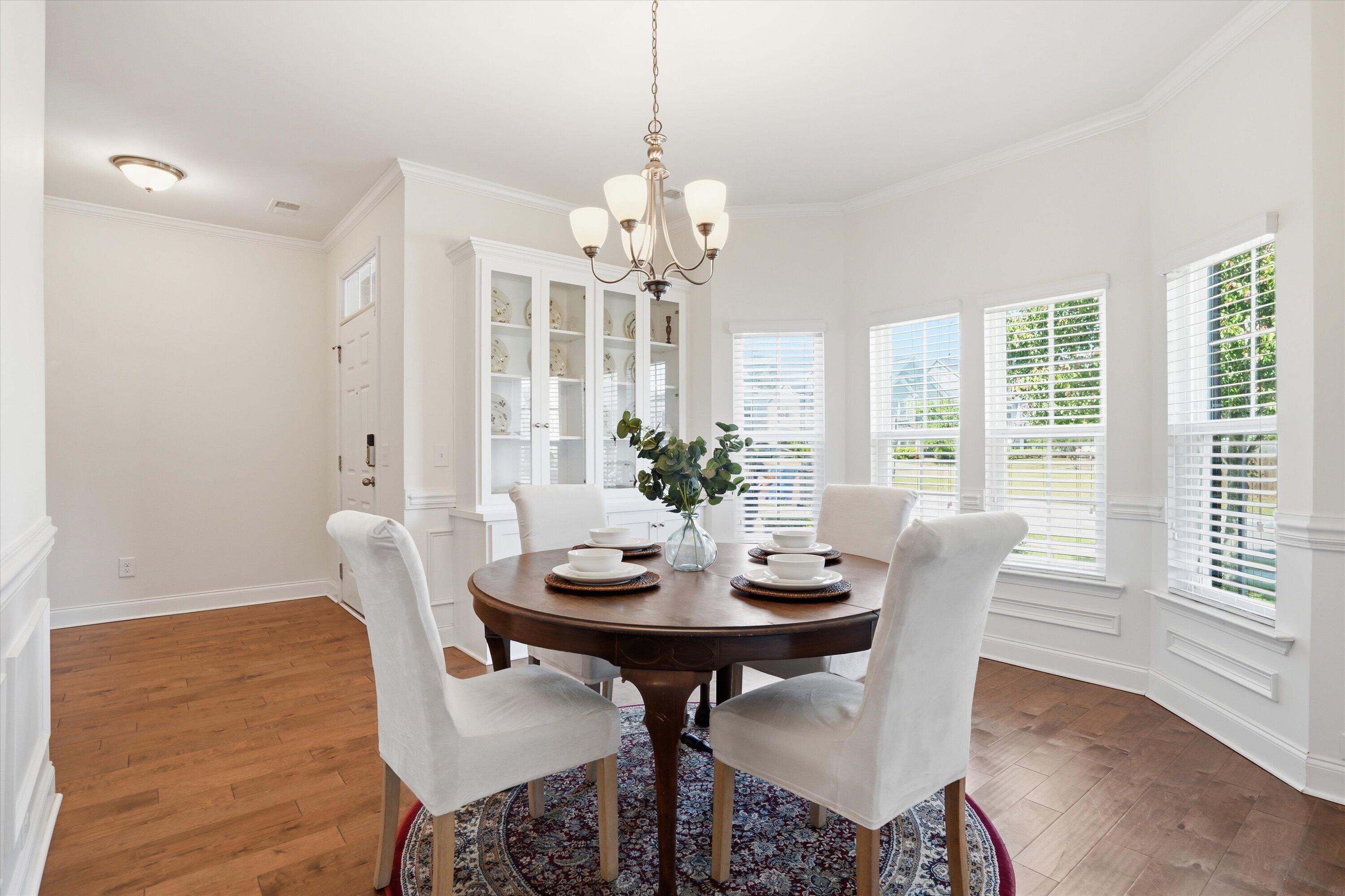 9712 Table Mountain Lane