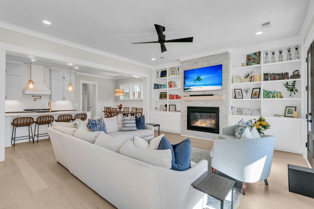 Photo of 1027 Avenue Of Oaks, Charleston, SC 29407 (MLS # 26001714)