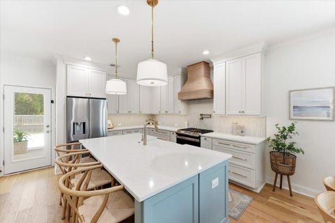 Photo of 720 Goodlet Circle, Charleston, SC 29412 (MLS # 26021161)