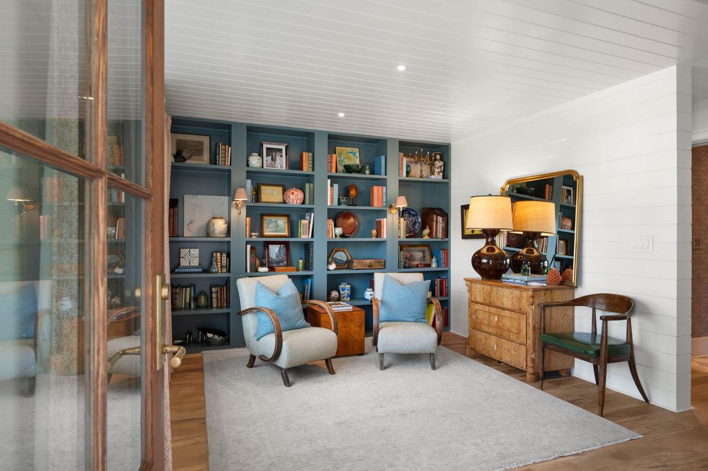 Photo of 12 Ellen Avenue, Mount Pleasant, SC 29464 (MLS # 26002489)