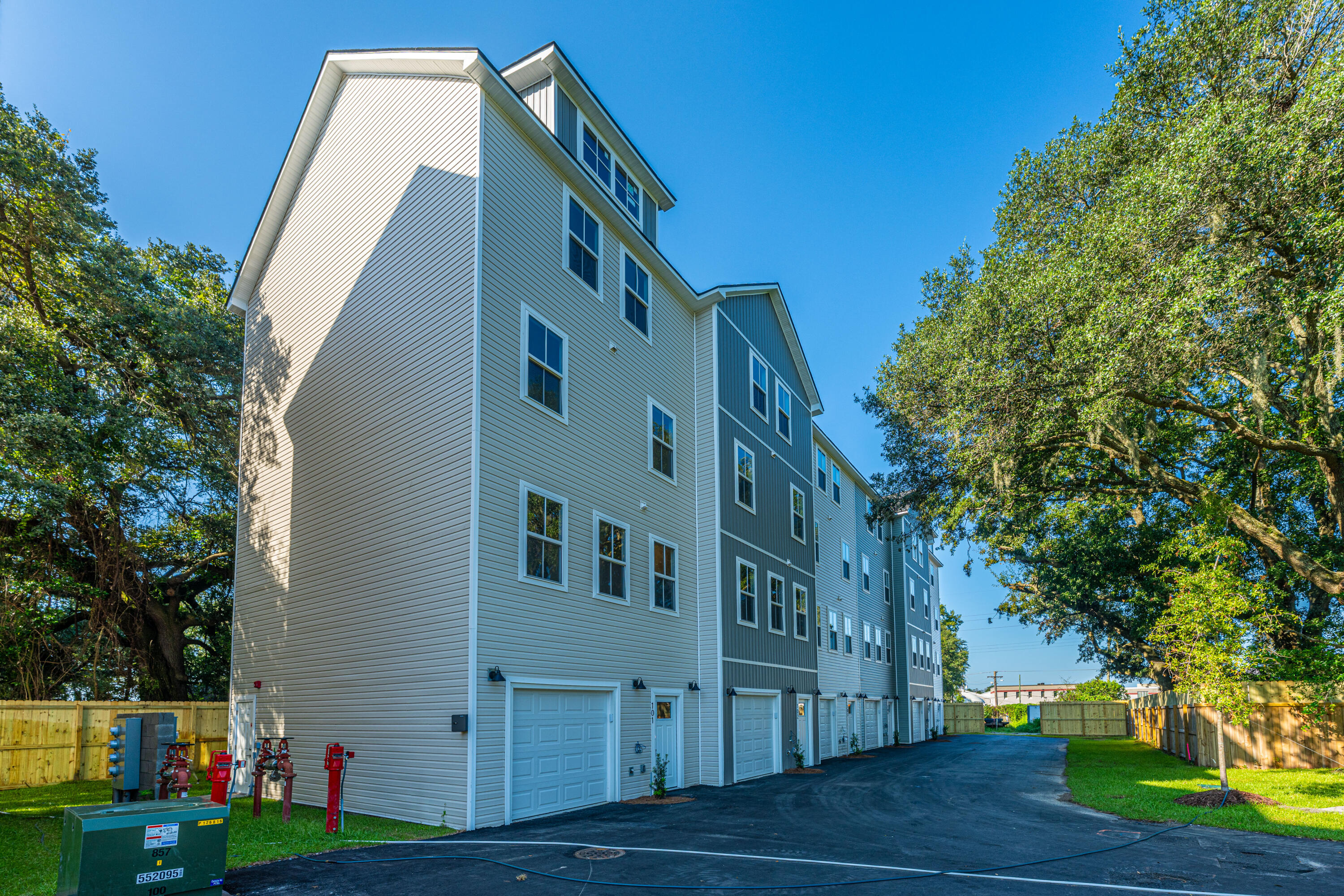 2161 W Jimtown Drive 105