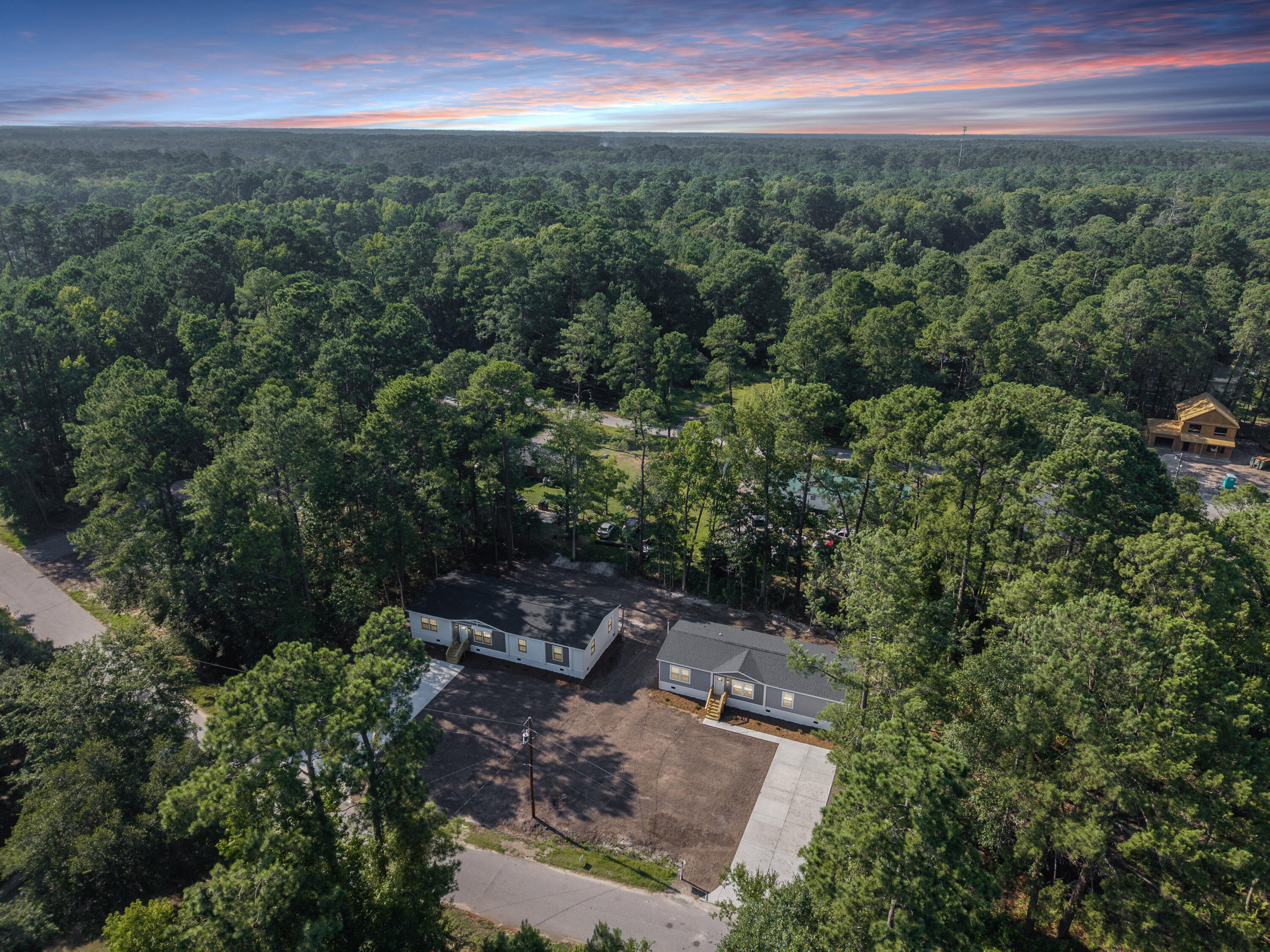 6152 Smith Road