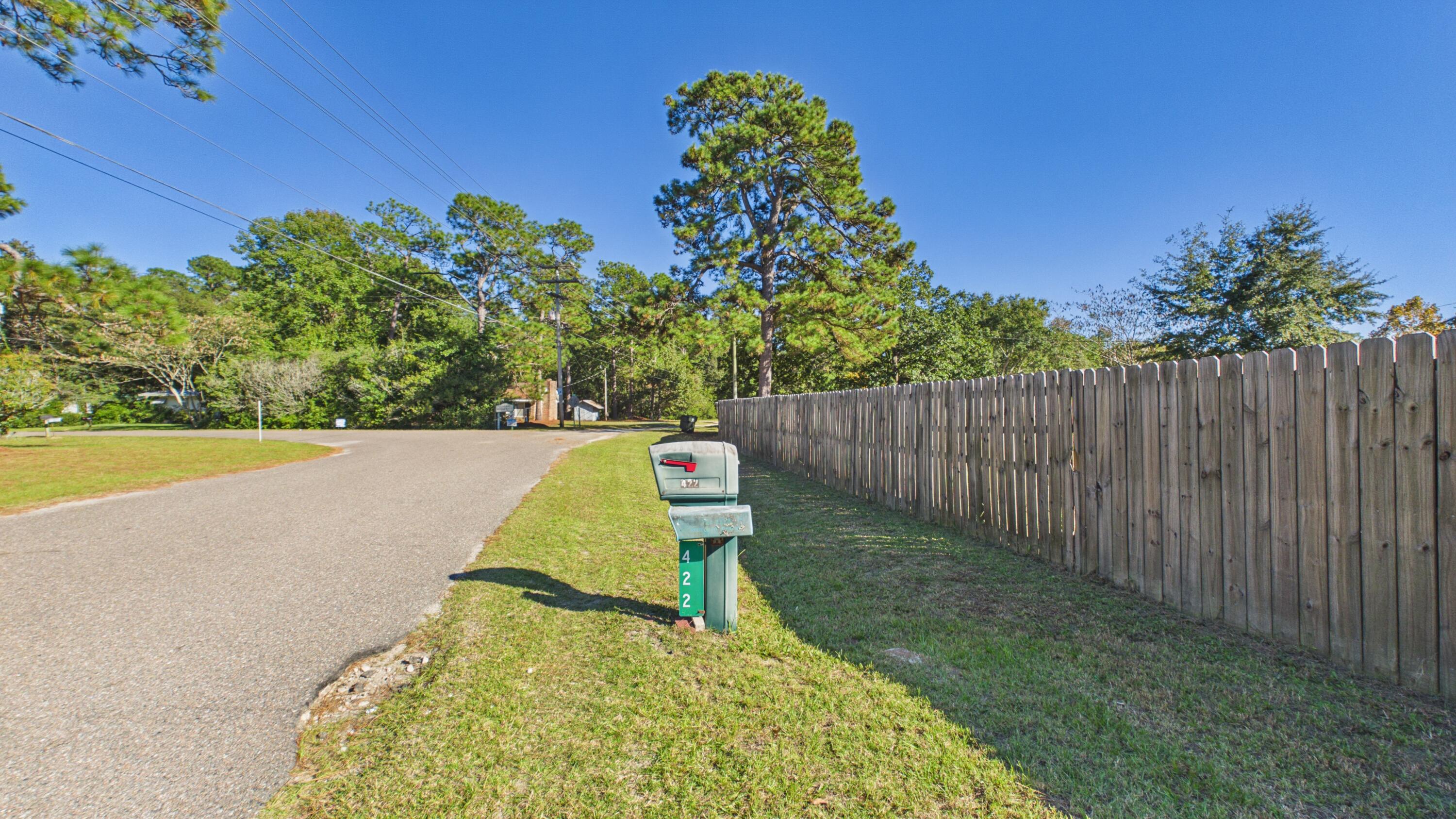 422 General Moultrie Drive