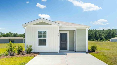 Single Family Residence in Holly Hill SC 125 Culbertson Court.jpg