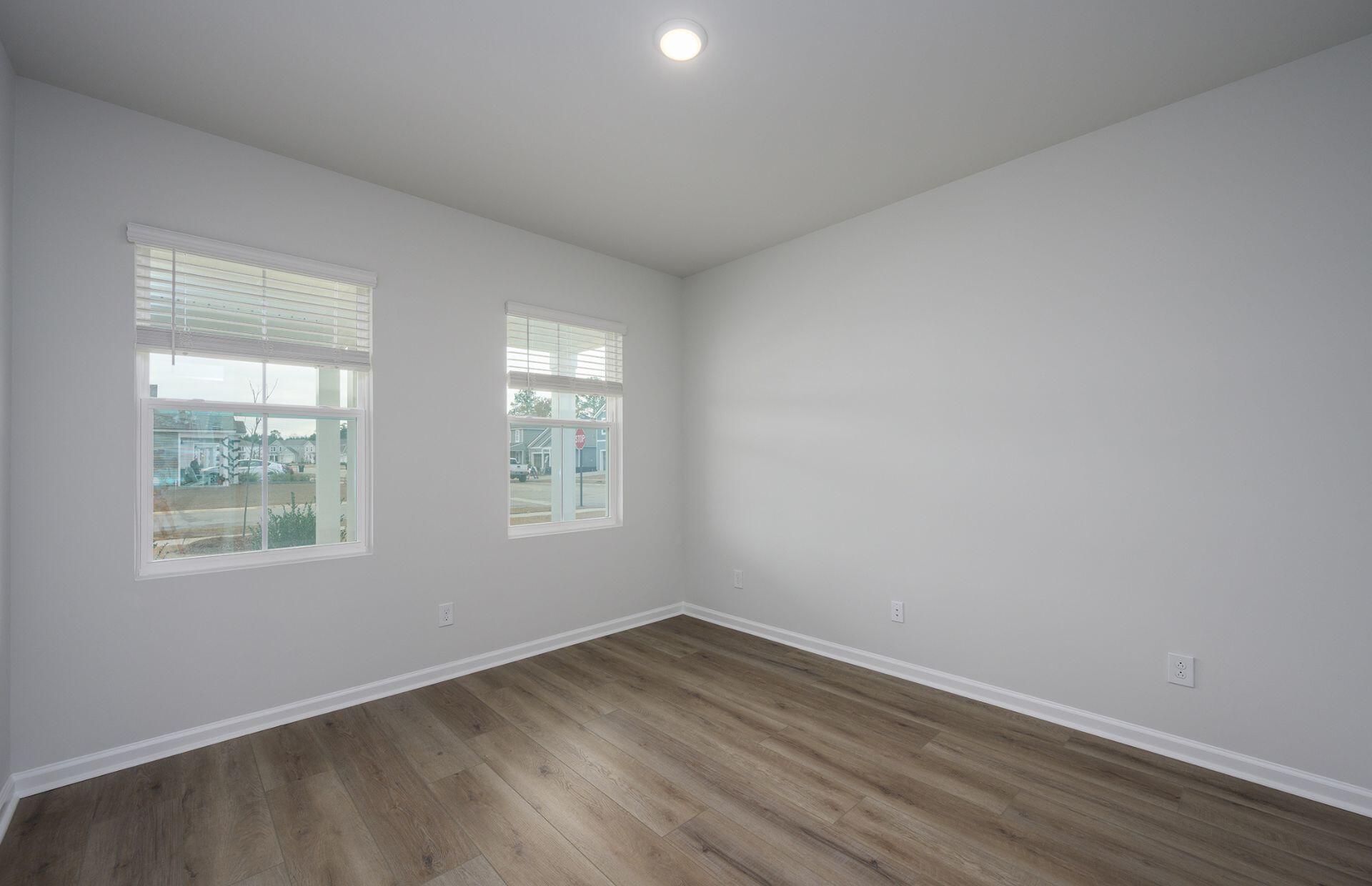 758 Meadowbrook Lane