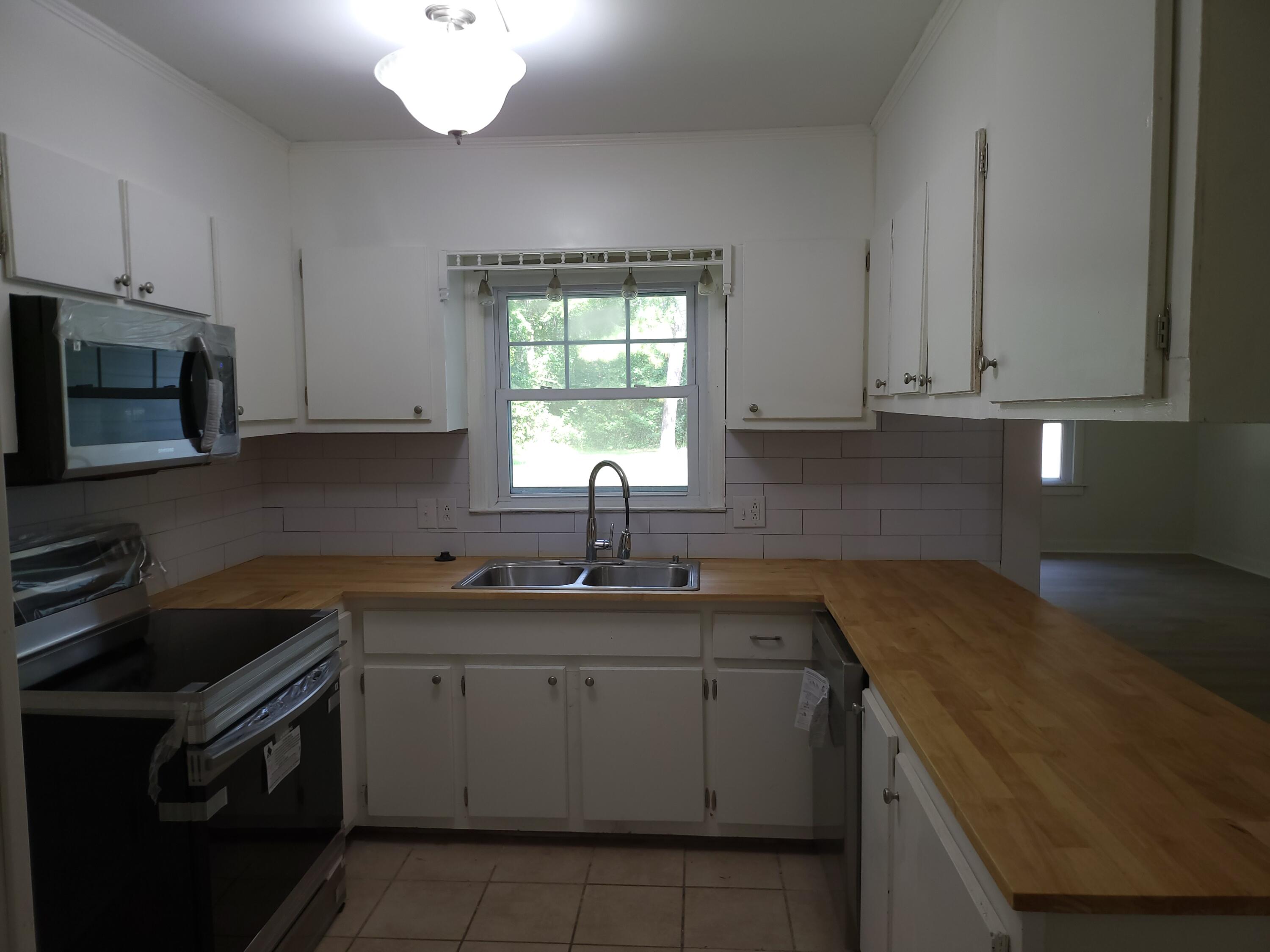 37 Beaver Creek Road