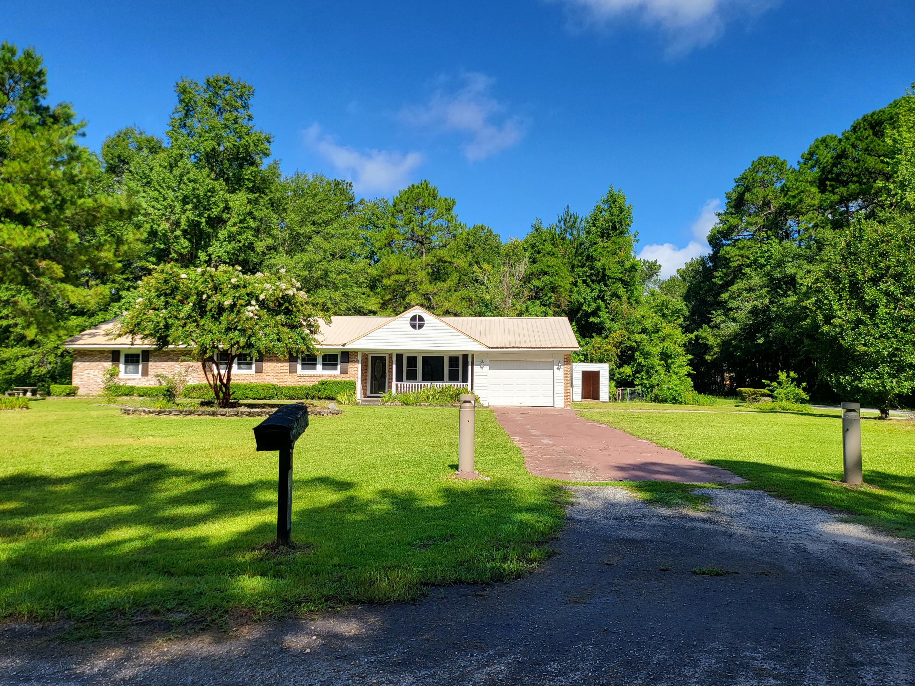 37 Beaver Creek Road