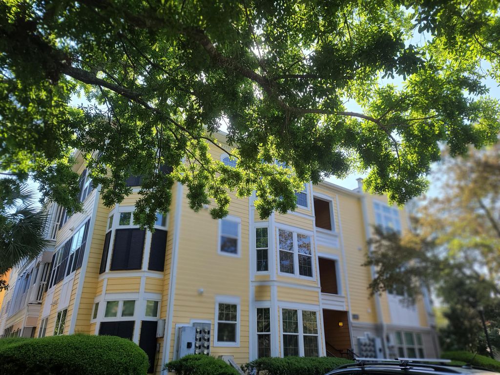 Photo of 1537 Telfair Way, Charleston, SC 29412 (MLS # 26008691)