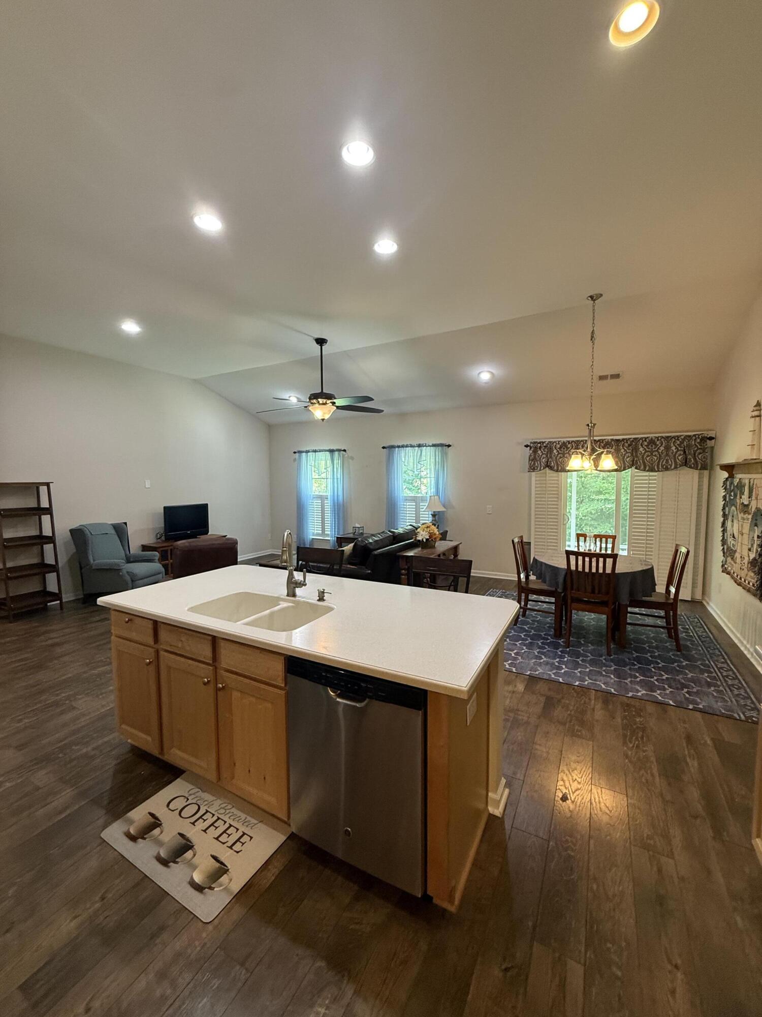 522 Mountain Laurel Circle