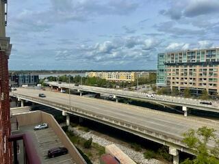 150 Bee Street 713