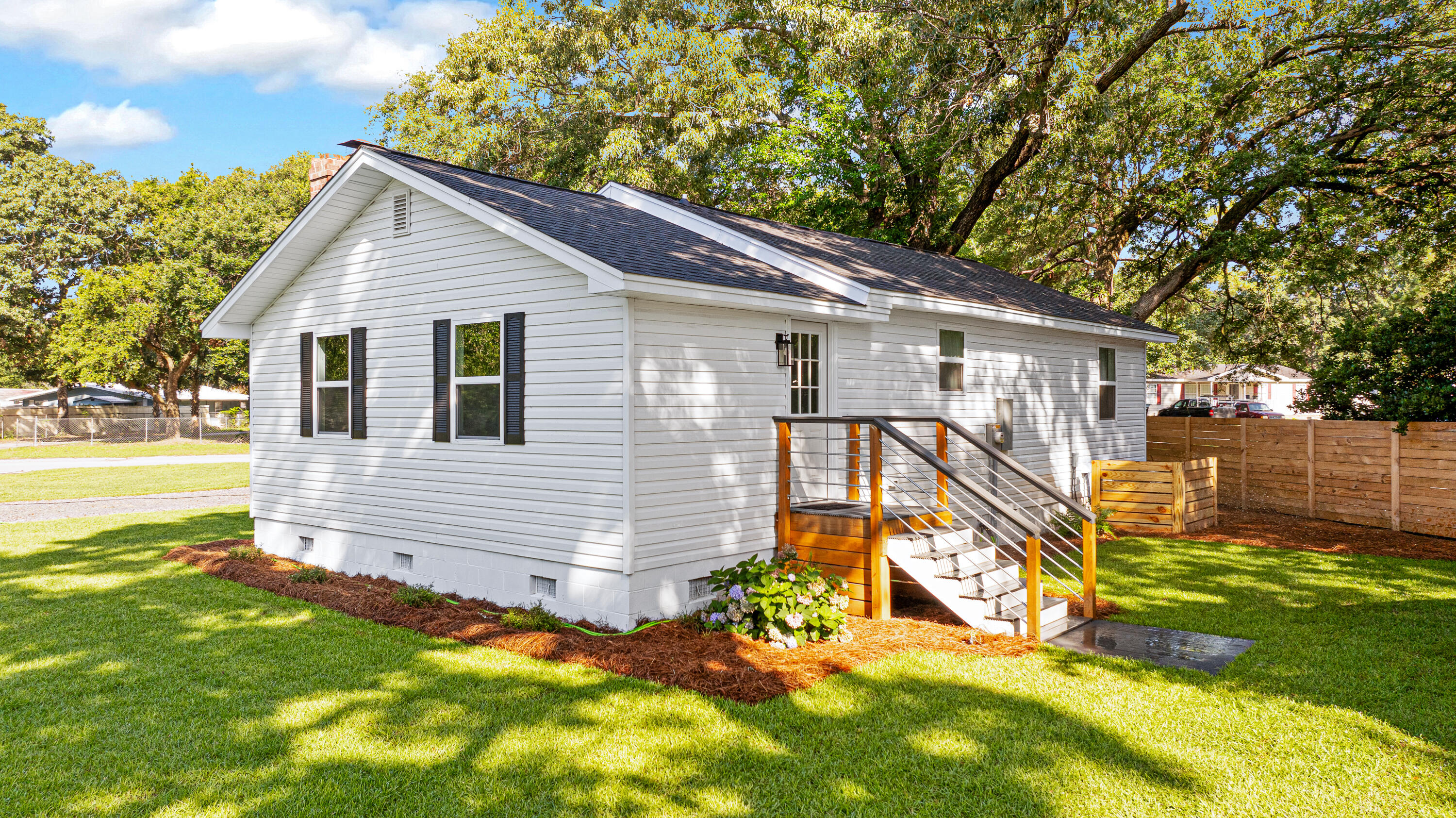 209 Bonneau Street