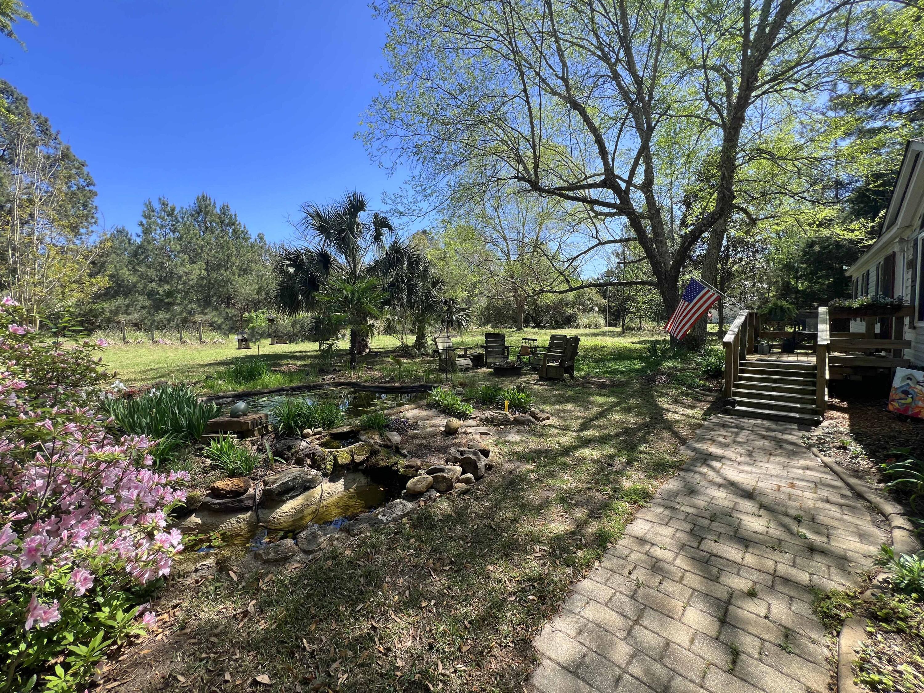 1525 Ethan Stone Road