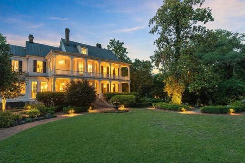 208 Sumter Avenue Summerville SC 29483