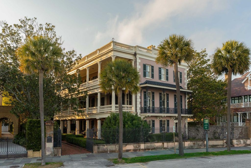 Photo of 21 E Battery ST, Charleston, SC 29401 (MLS # 26012755)