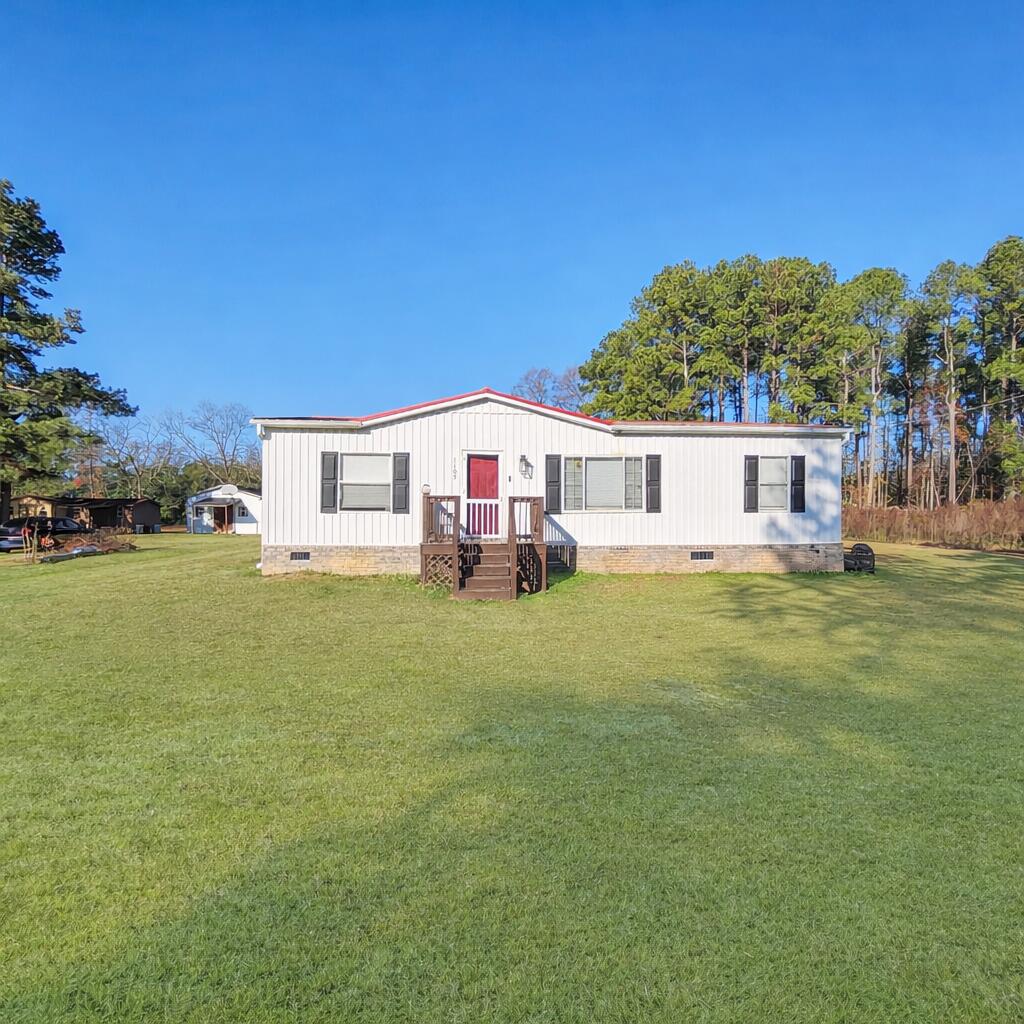 1105 Peacock Street