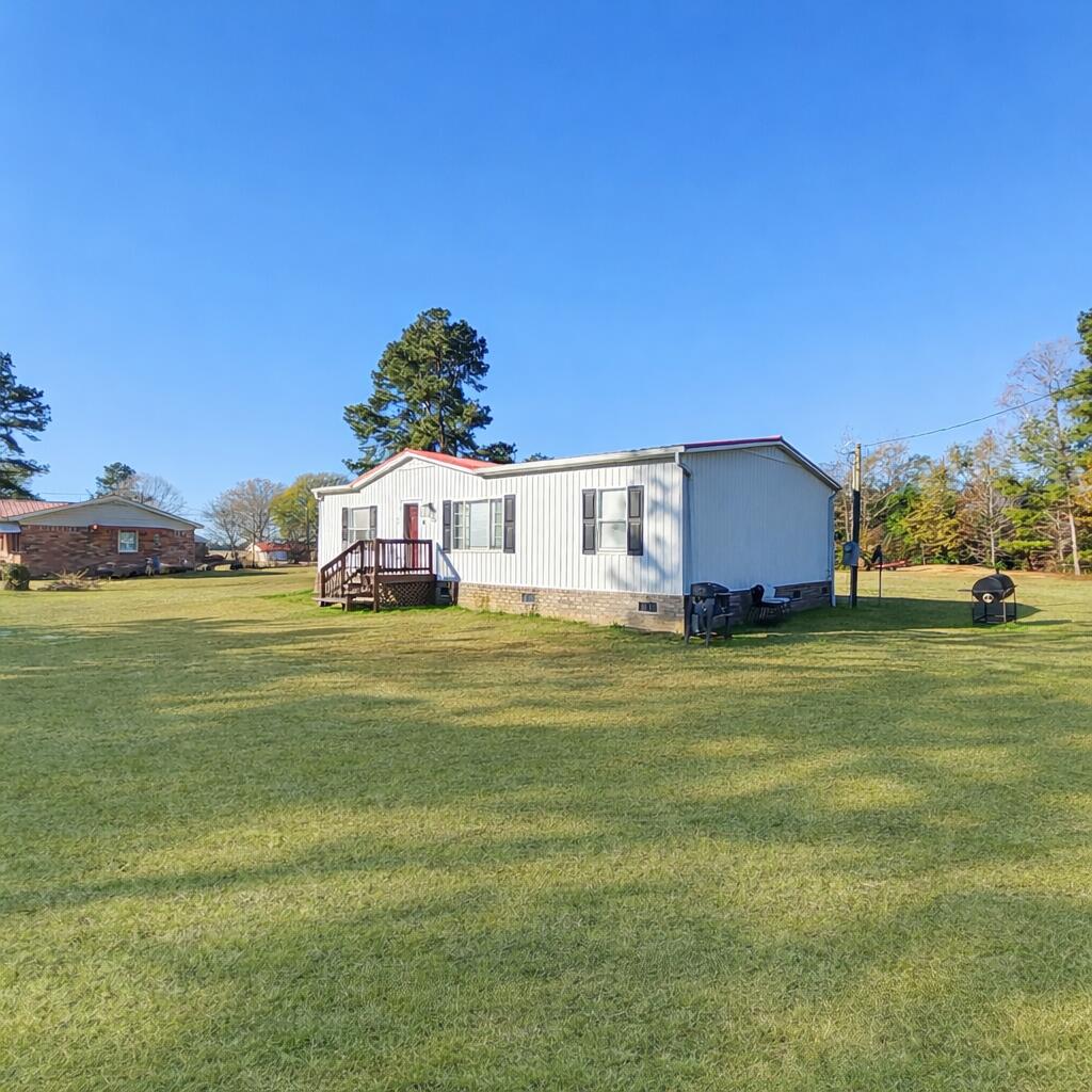 1105 Peacock Street