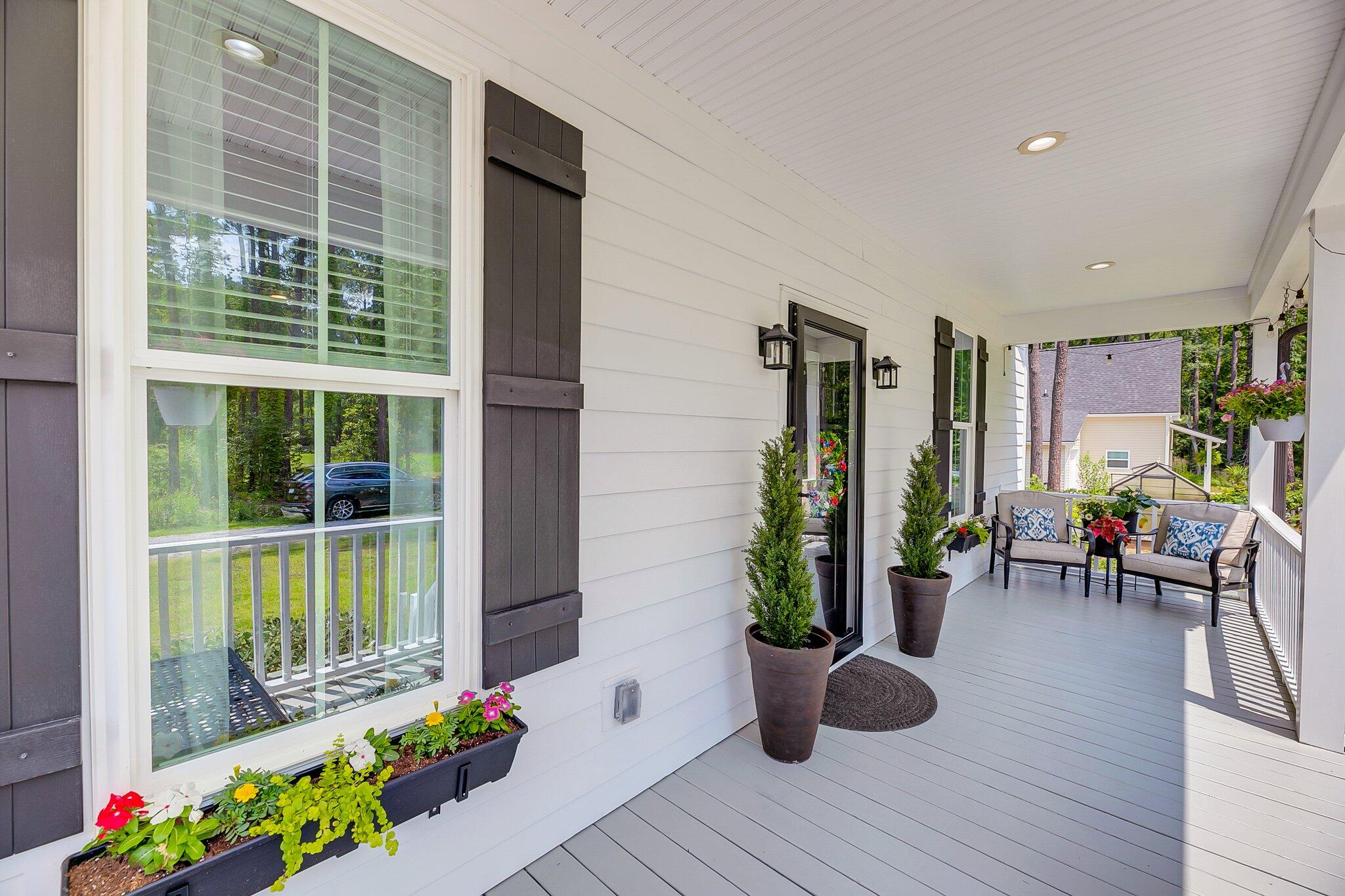 119 White Picket Lane