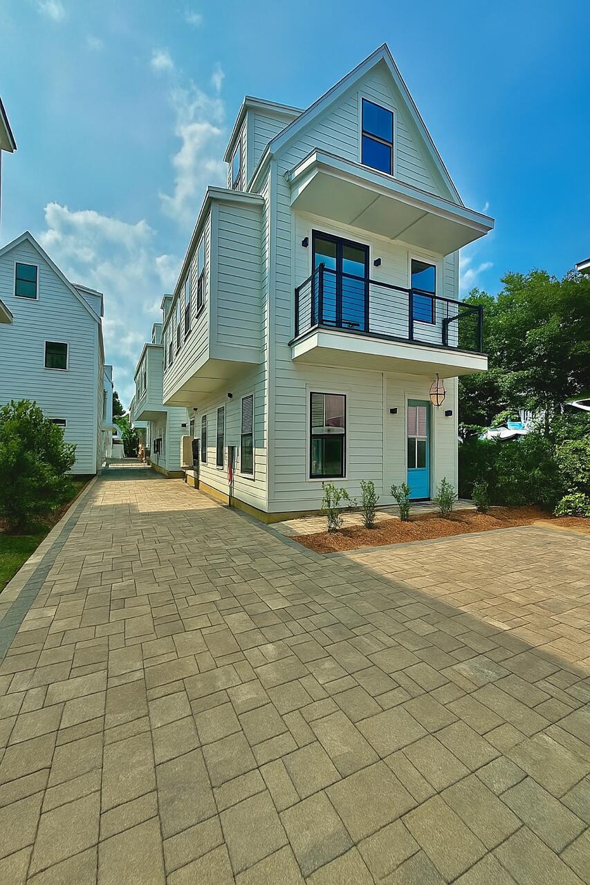 12.5 B Nunan Street