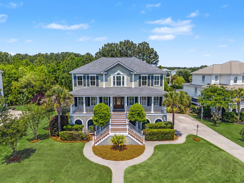 Photo of 1040 Rivershore Road, Charleston, SC 29492 (MLS # 26011945)