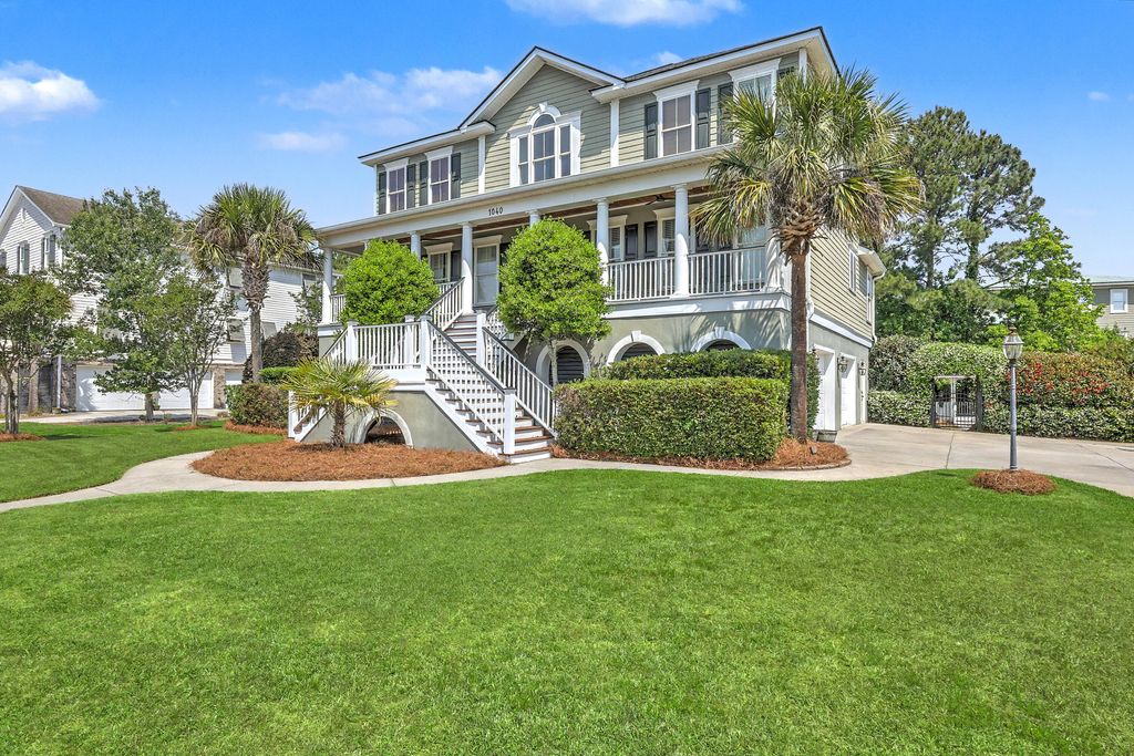 Photo of 1040 Rivershore Road, Charleston, SC 29492 (MLS # 26011945)