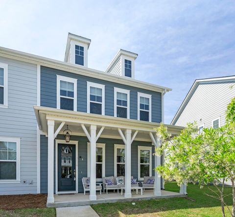 Photo of 3130 Sturbridge Road, Mount Pleasant, SC 29466 (MLS # 25011245)