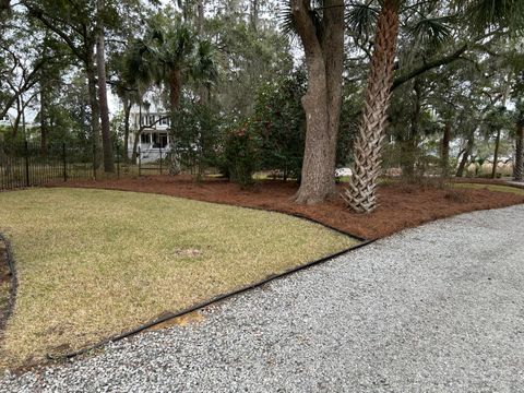 A home in Edisto Island