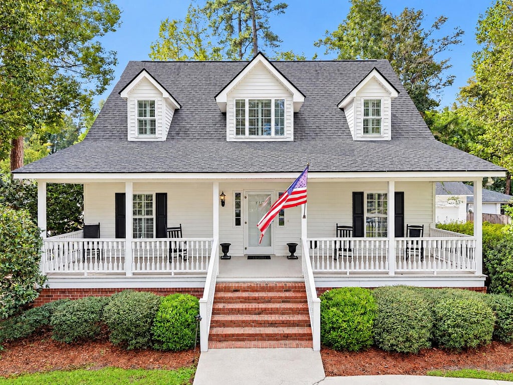 Photo of 410 W 2nd South Street, Summerville, SC 29483 (MLS # 26027863)