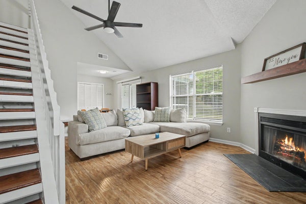6221 ROLLING FORK RD APT H, NORTH CHARLESTON, SC 29406 - Image a7d910ebdba0eba3fda0a83f1b1713e2/4215829291