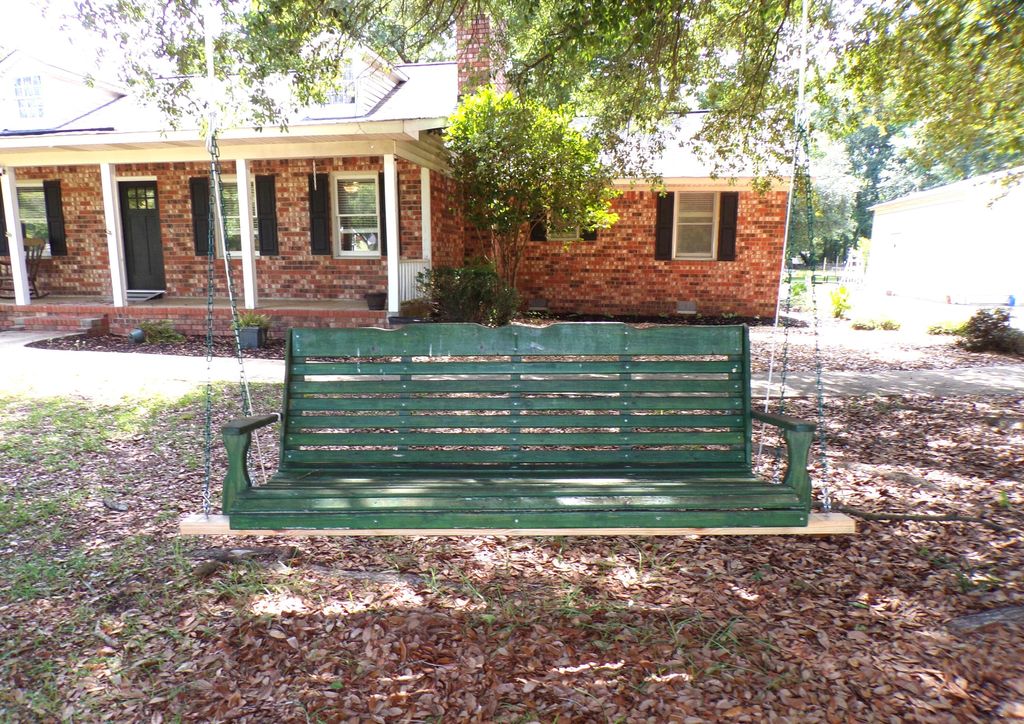 Photo of 810 Santa Fe Trail, Sumter, SC 29154 (MLS # 26018148)
