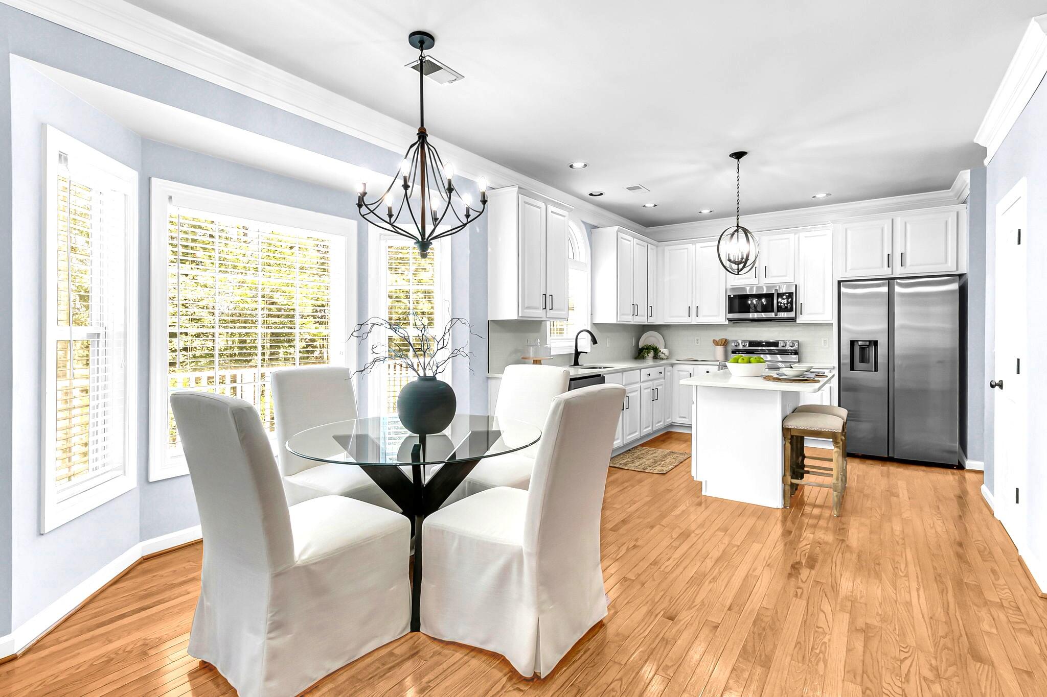 1493 Oakhurst Drive