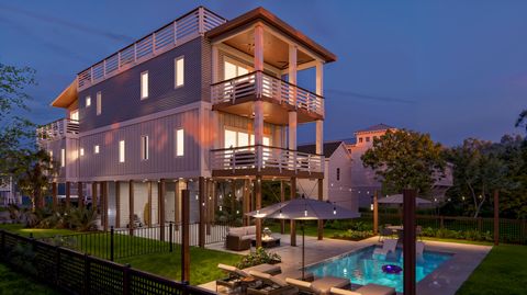 Photo of 615 W Beach Court, Folly Beach, SC 29439 (MLS # 25002723)