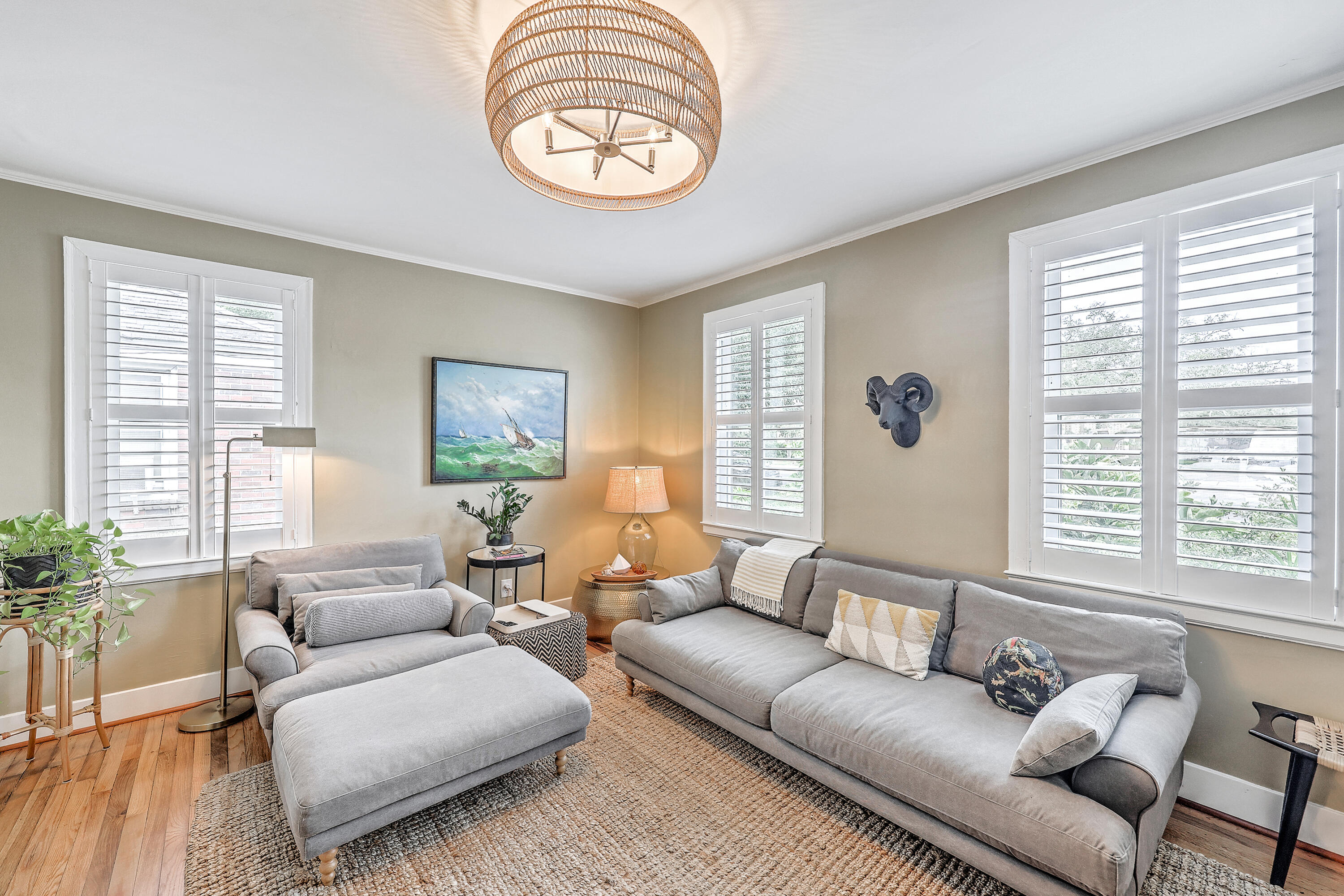 699 Savannah Highway