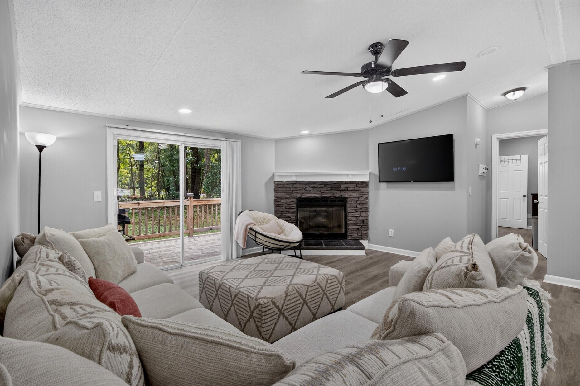 3952 Clover Hill Road