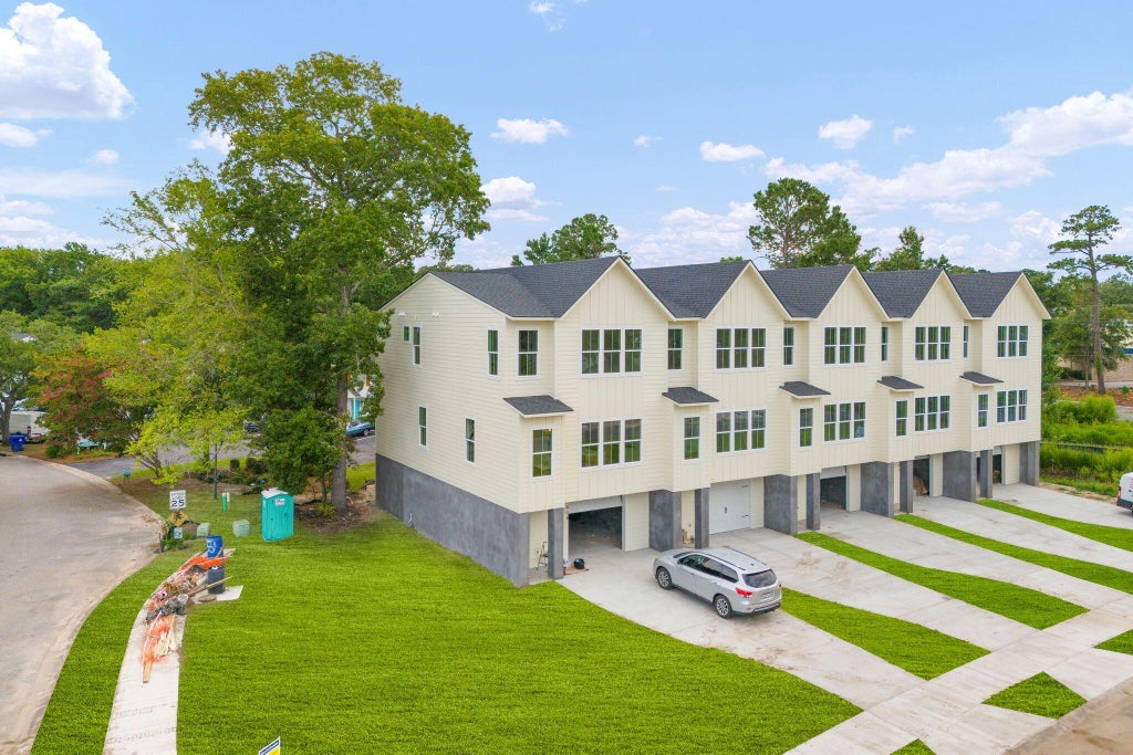 Photo of 1606 Lauda Drive, Mount Pleasant, SC 29464 (MLS # 26021368)