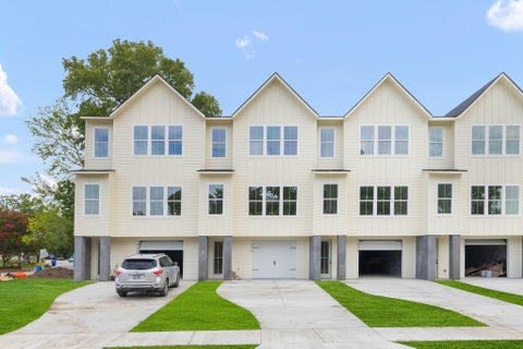 Photo of 1606 Lauda Drive, Mount Pleasant, SC 29464 (MLS # 26021368)