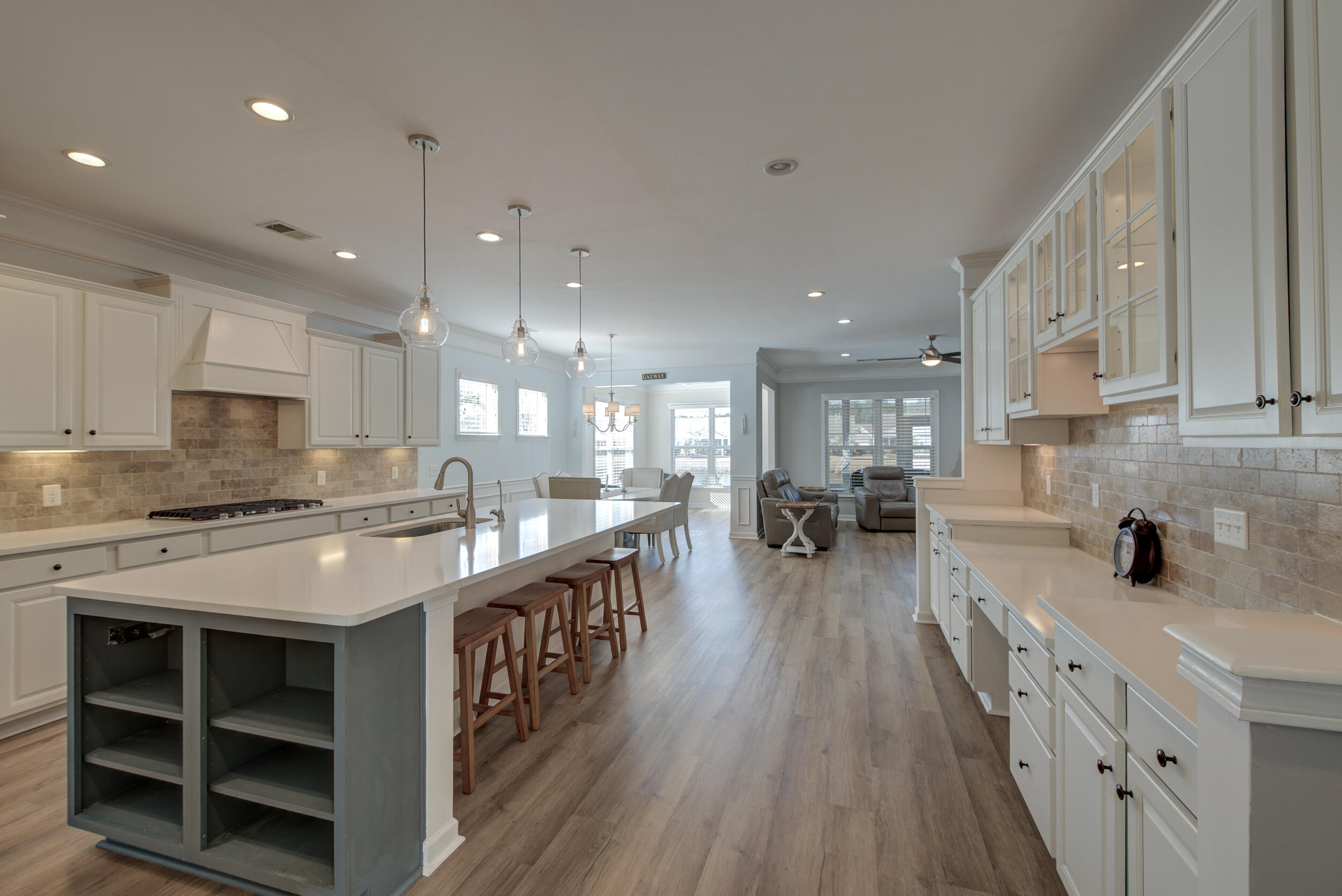 414 Eastern Isle Avenue