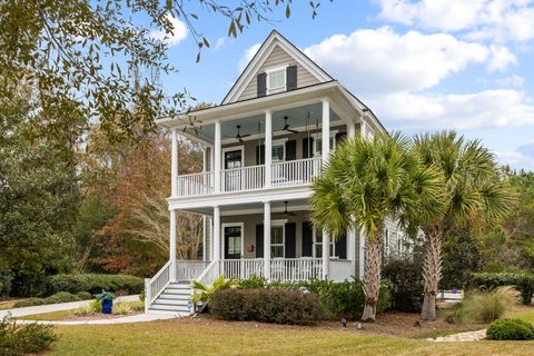 Photo of 1566 Lindsey Creek Drive, Mount Pleasant, SC 29466 (MLS # 25032682)